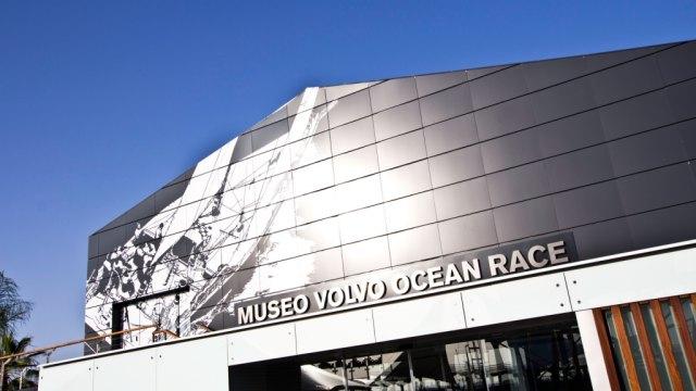 el Museo Volvo Ocean Race es un moderno espacio expositivo en el que el visitante encontrará un lugar interactivo donde conocerá de primera mano el mundo marítimo,